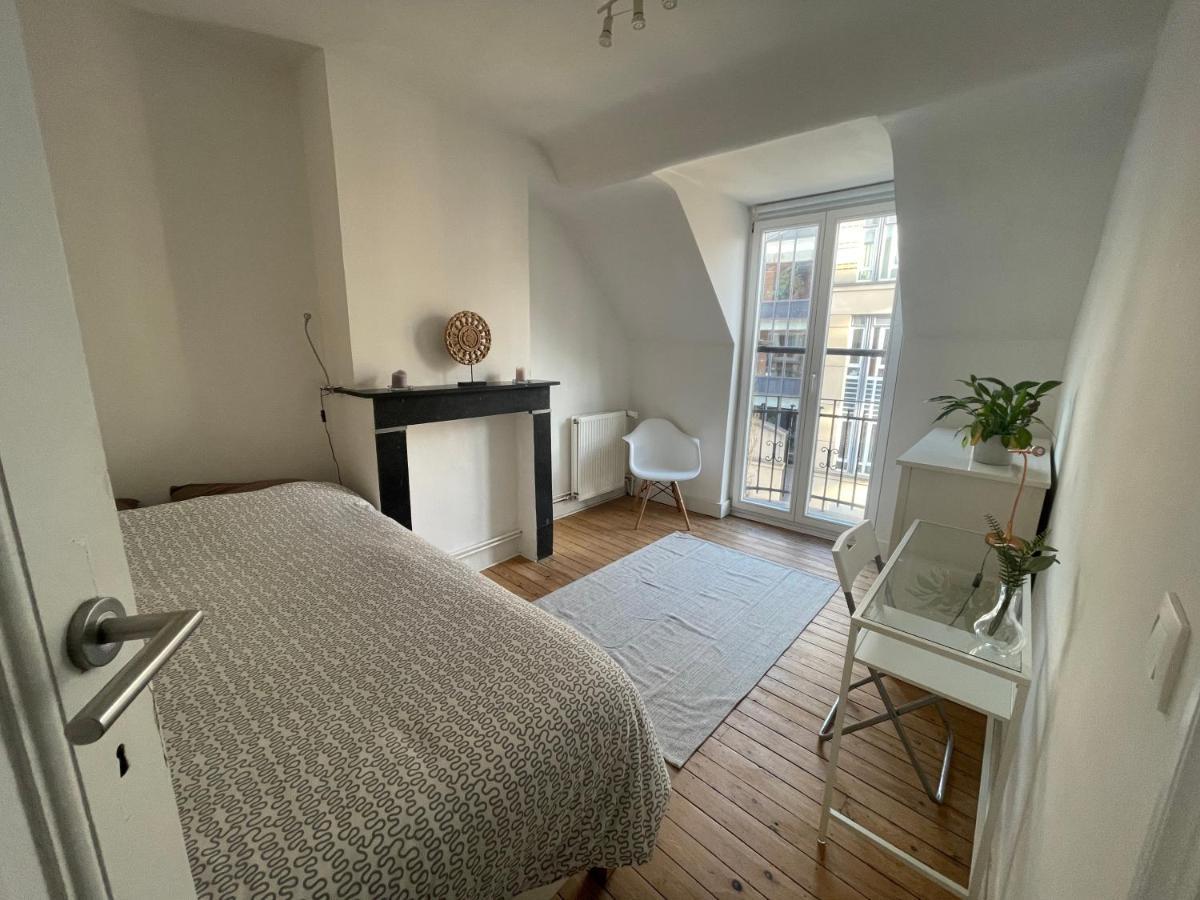 Charming Room In Eu District Brussel Bagian luar foto